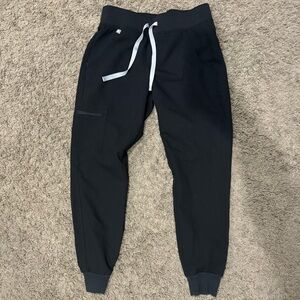 FIGS SCRUB PANTS
xsmall PETITE